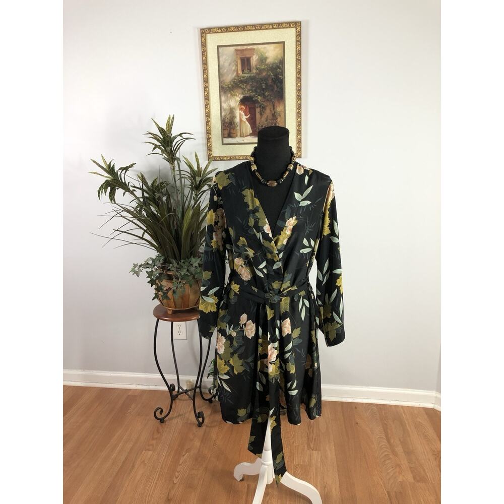 Storia Summer Women Dresses Size SM Cottagecore 3/4 Sleeve Romantic Swim Cover